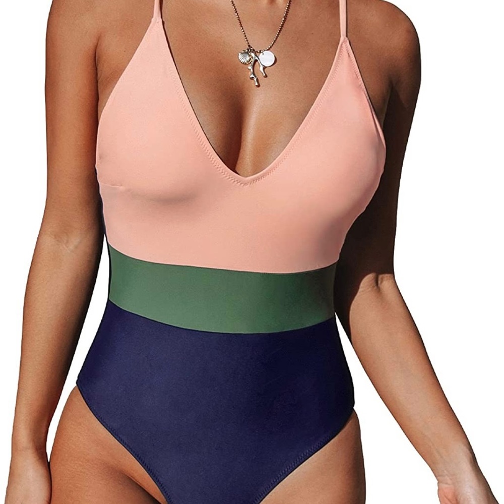 CUPSHE NWT One Piece Swimsuit for Women Neck Crisscross Back Color Block